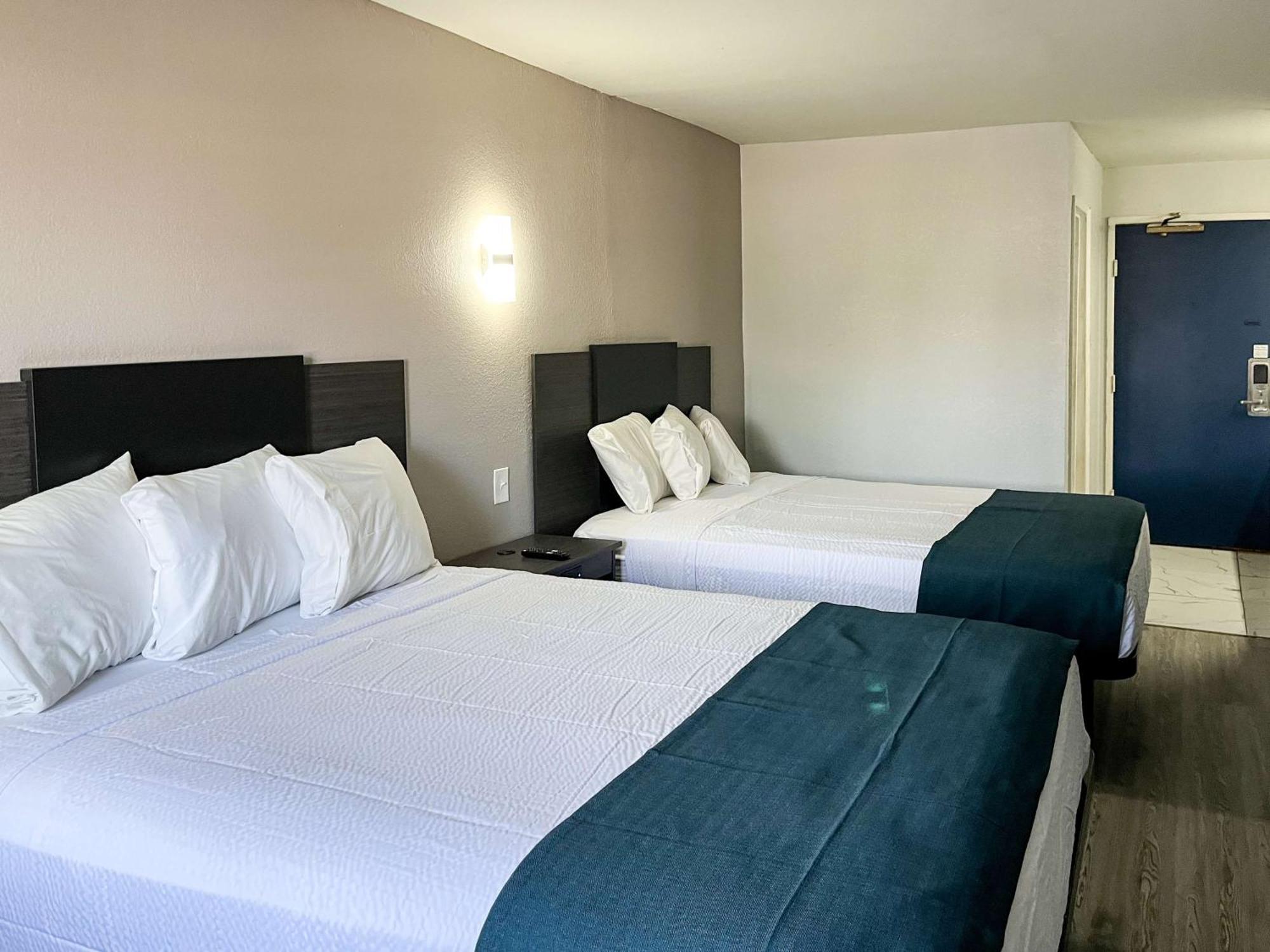 Studio 6 Suites Delano, Ca Zewnętrze zdjęcie
