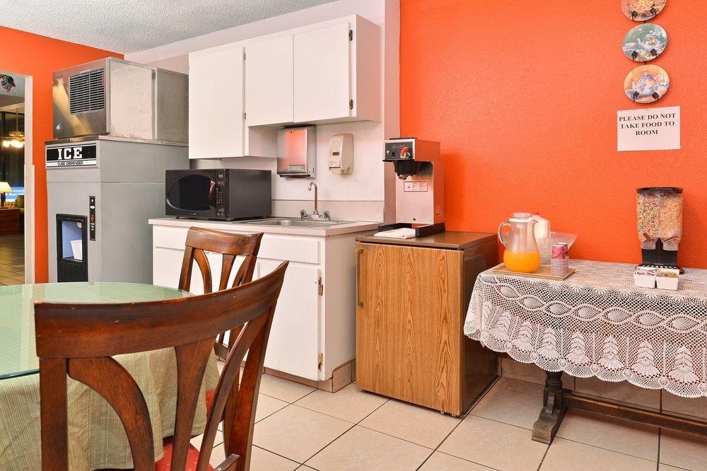 Studio 6 Suites Delano, Ca Zewnętrze zdjęcie